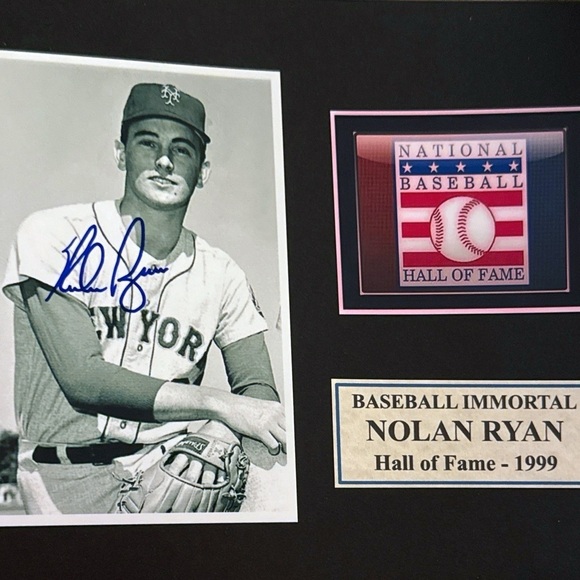 Nolan Ryan Mets Hall of Fame 1999 Autographed Photo - Picture 1 of 2